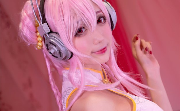 [周叽是可爱兔兔] NO.031 旗袍索尼子[14P-176MB][免费下载]