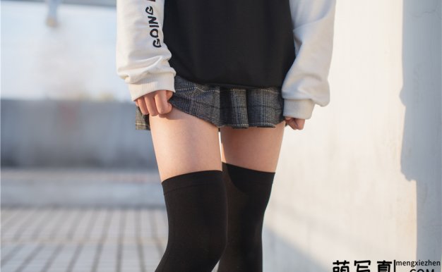 [少女秩序] EXVOL.004 项圈少女过膝黑丝[47P-347M][免费下载]