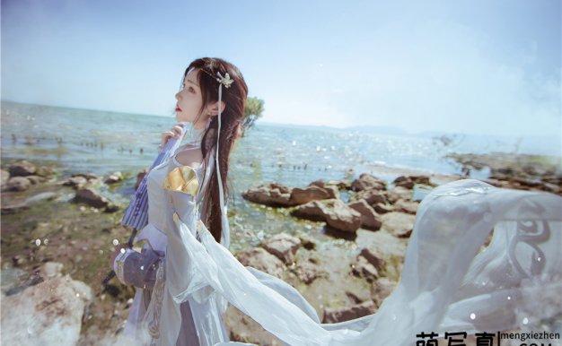 南桃Momoko-蓬莱鹤梦[15P][免费下载]