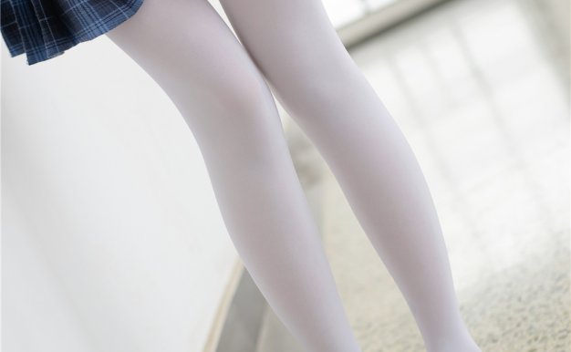 [森萝财团] R15-044 白丝学妹[94P-609M]