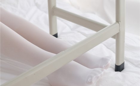 [喵写真] R15-007 课桌上白丝水手服[55P-360M]