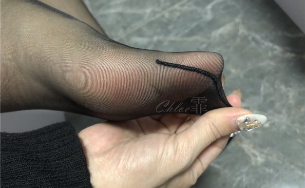 Chloe霏霏-经典随拍5[48P-272M]