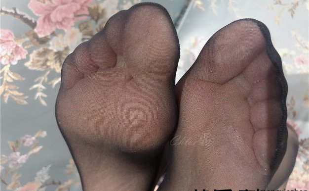 Chloe霏霏-经典随拍4[55P-278M]