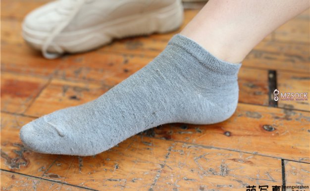 [MZSOCK]爱美足 No.001 肖弧 [123P-456MB]